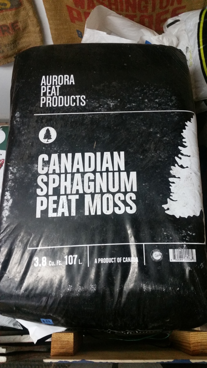 Canadian Sphagnum Peat Moss 3.8 Cu. Ft.