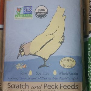 Scratch and Peck Feeds – USDA Organic Chicken Feed