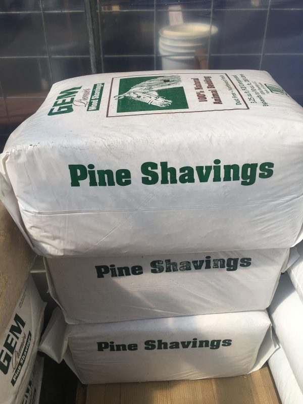 Pine Shavings – 100% Natural Animal Bedding